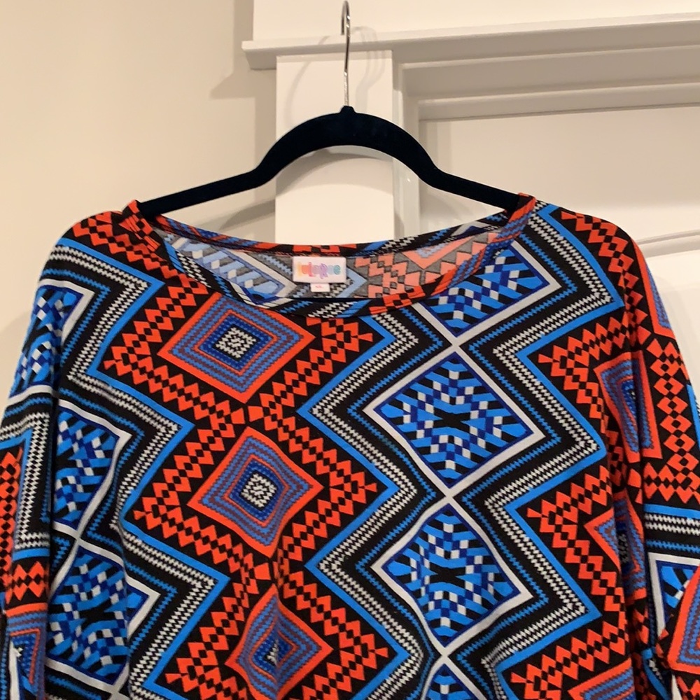 Lularoe tunic - Picture 3 of 8